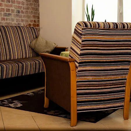 Kubu Apartment